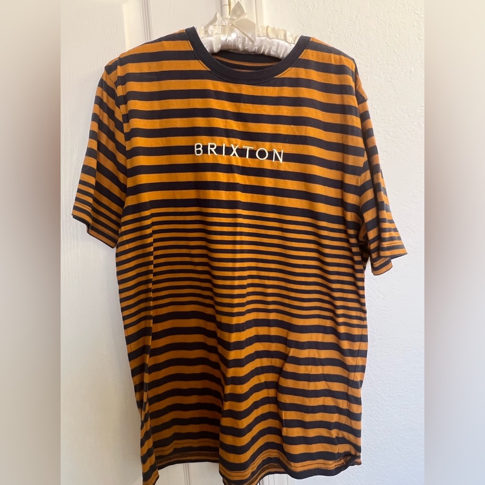 Brixton men’s striped tee like new T-shirt large